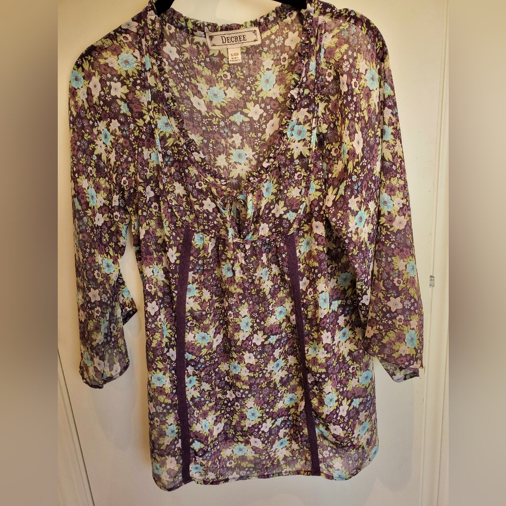 Decree Purple Floral Top